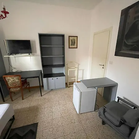 Living Bedroom * מילאנו